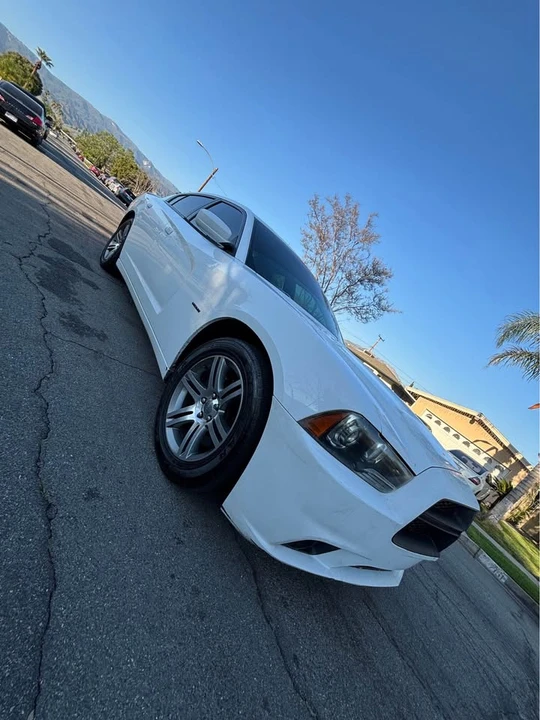 2014 Dodge Charger 7th Gen - Image 7 of 14