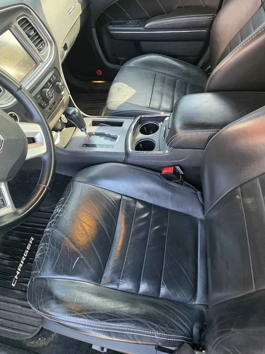 2014 Dodge Charger 7th Gen - Image 6 of 8