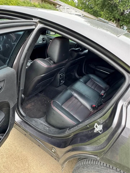 2014 Dodge Charger 7th Gen - Image 5 of 11