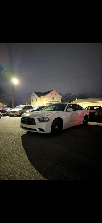 2014 Dodge Charger 7th Gen - Image 2 of 14