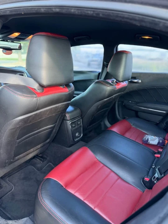 2014 Dodge Charger 7th Gen - Image 9 of 11