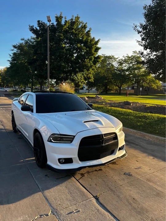 2014 Dodge Charger 7th Gen - Image 6 of 11