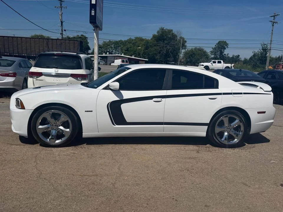 2014 Dodge Charger 7th Gen - Image 10 of 14