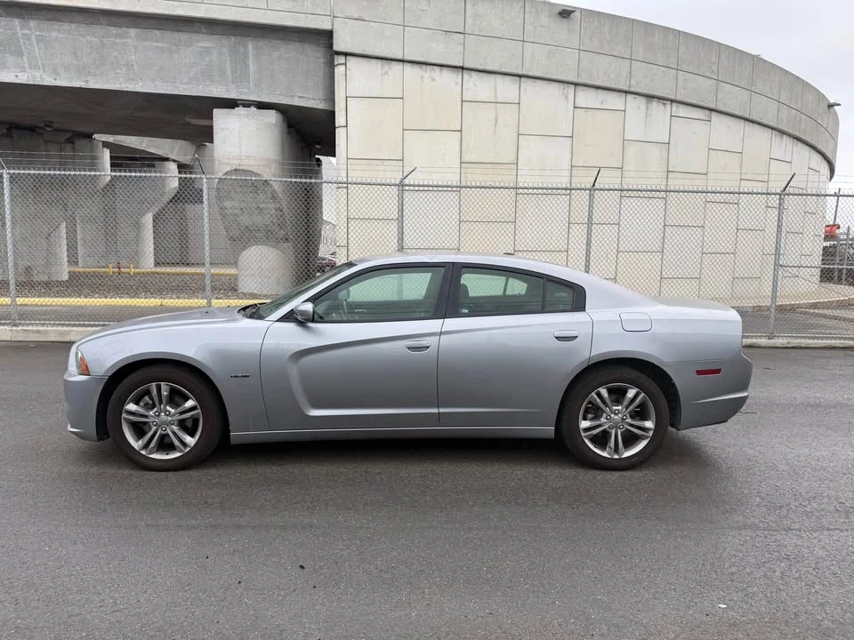 2014 Dodge Charger 7th Gen - Image 4 of 16
