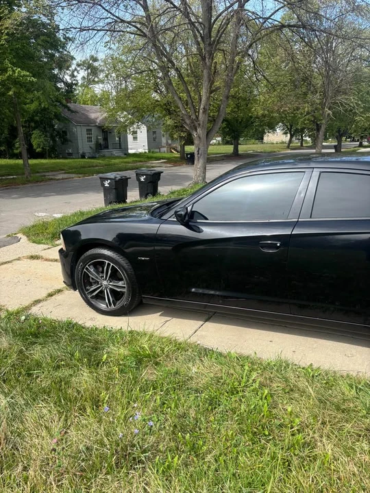 2014 Dodge Charger 7th Gen - Image 5 of 6