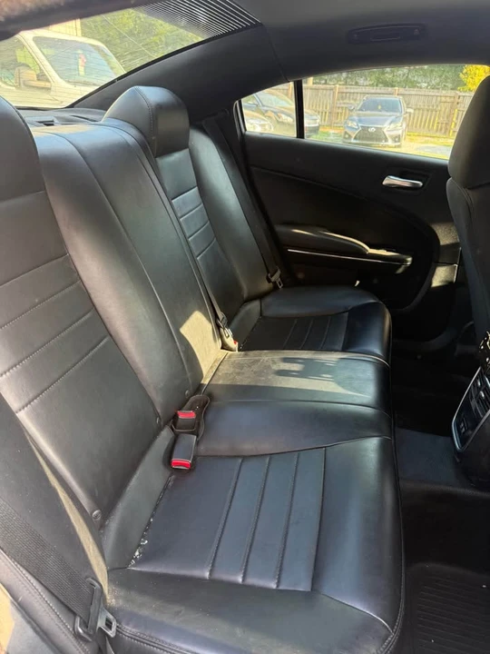 2014 Dodge Charger 7th Gen - Image 10 of 13