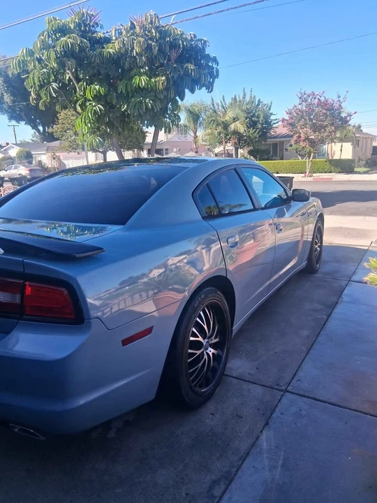 2014 Dodge Charger 7th Gen - Image 2 of 9