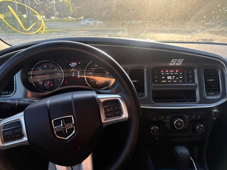 2014 Dodge Charger 7th Gen - Image 10 of 11