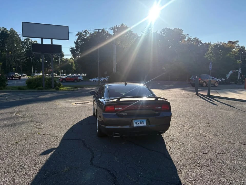 2014 Dodge Charger 7th Gen - Image 4 of 11