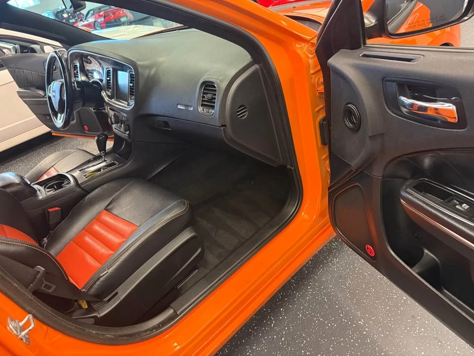 2014 Dodge Charger 7th Gen - Image 15 of 18