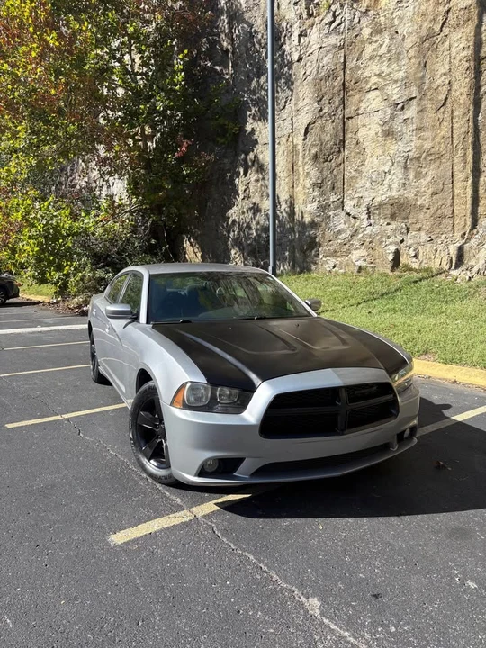 2014 Dodge Charger 7th Gen - Image 2 of 8