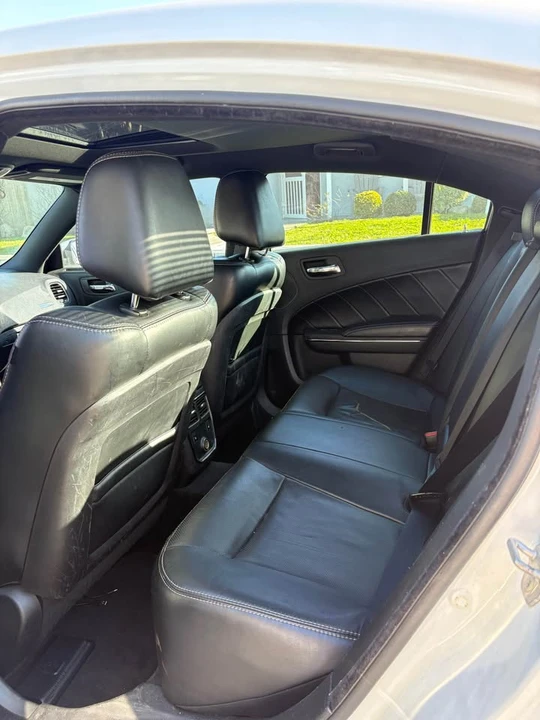 2014 Dodge Charger 7th Gen - Image 2 of 11