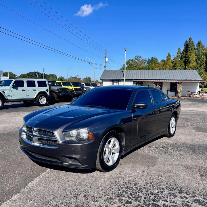 2014 Dodge Charger 7th Gen - Image 3 of 13