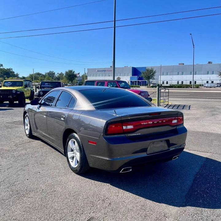 2014 Dodge Charger 7th Gen - Image 4 of 13
