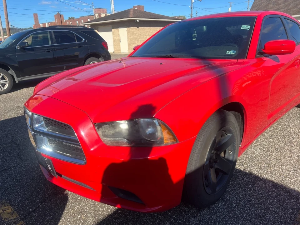 2014 Dodge Charger 7th Gen - Image 2 of 10