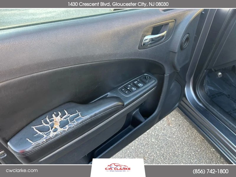 2014 Dodge Charger 7th Gen - Image 11 of 12