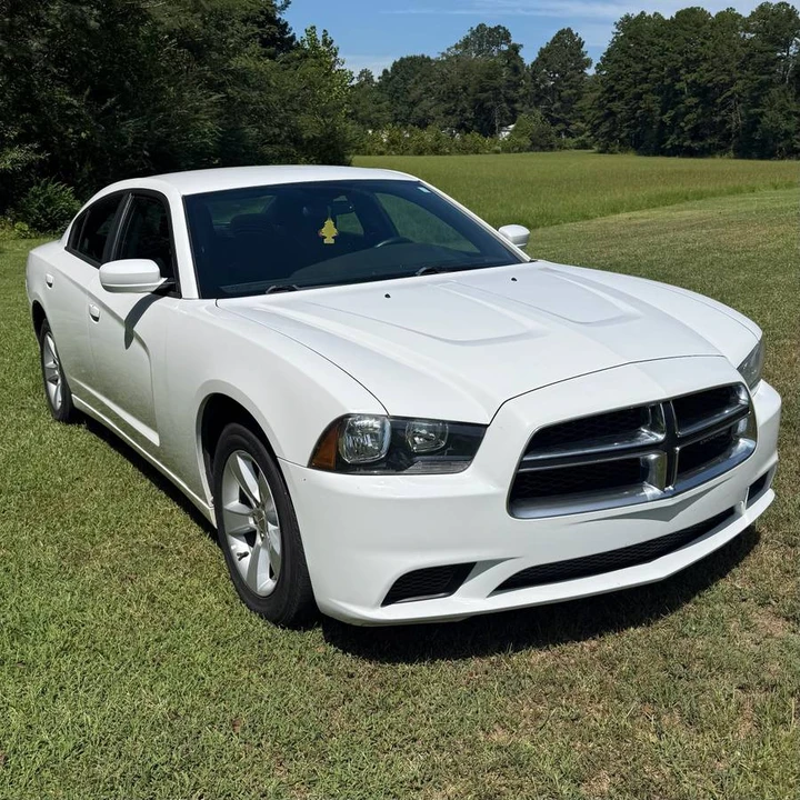 2014 Dodge Charger 7th Gen - Image 6 of 9