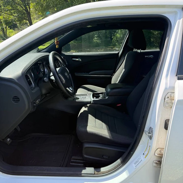 2014 Dodge Charger 7th Gen - Image 7 of 9