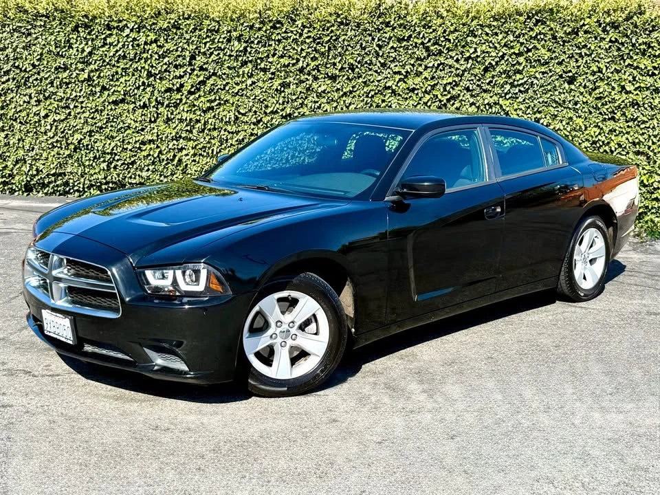 2014 Dodge Charger 7th Gen - Image 3 of 7