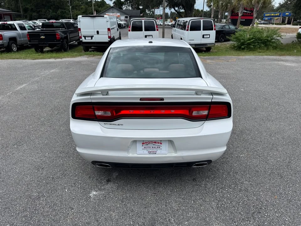2014 Dodge Charger 7th Gen - Image 7 of 17