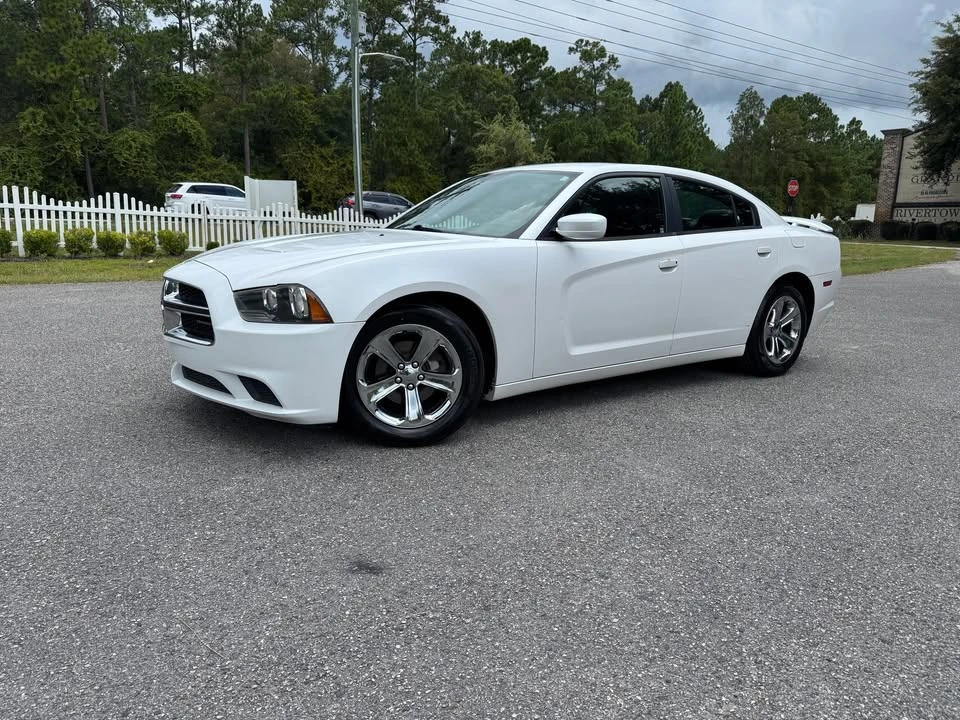 2014 Dodge Charger 7th Gen - Image 4 of 17