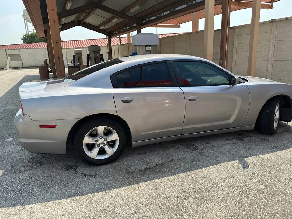 2014 Dodge Charger 7th Gen - Image 3 of 5