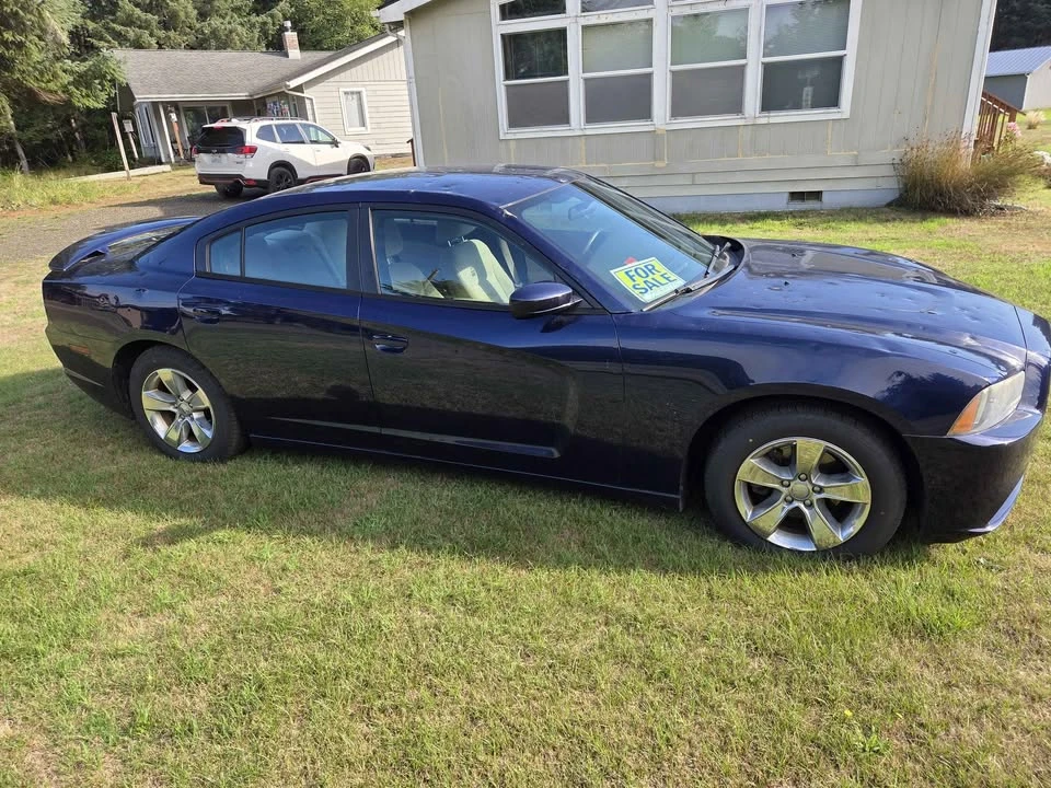 2014 Dodge Charger 7th Gen - Image 2 of 14