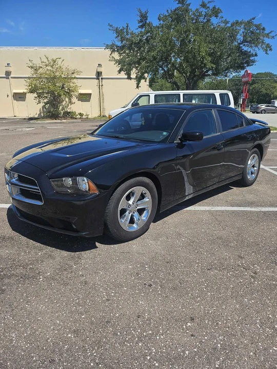 2014 Dodge Charger 7th Gen - Image 4 of 9
