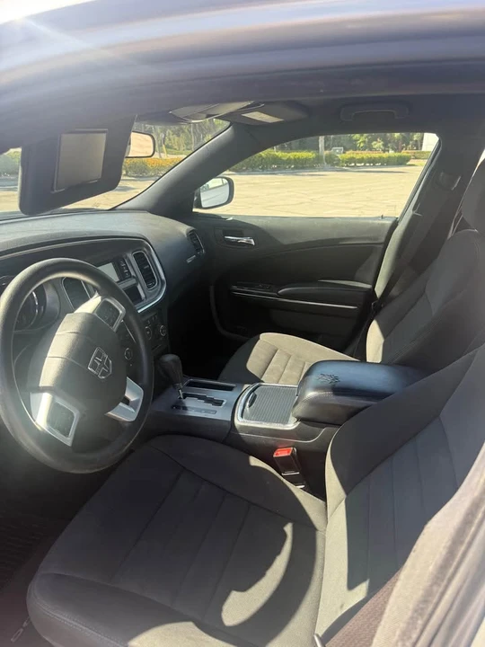 2014 Dodge Charger 7th Gen - Image 3 of 5