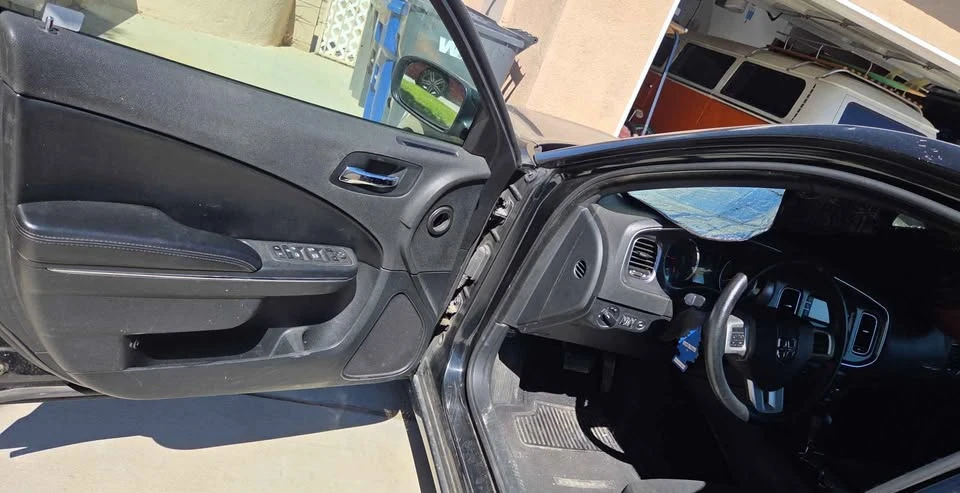 2014 Dodge Charger 7th Gen - Image 3 of 10
