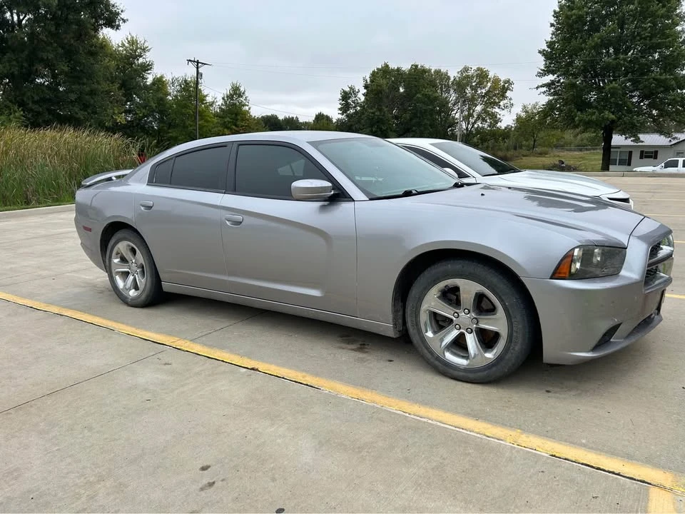 2014 Dodge Charger 7th Gen - Image 2 of 6