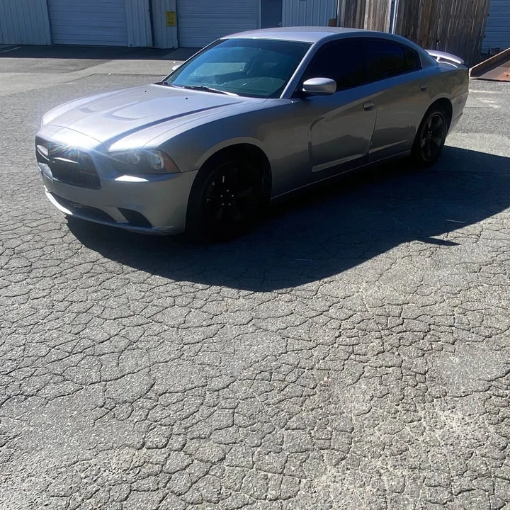 2014 Dodge Charger 7th Gen - Image 2 of 16