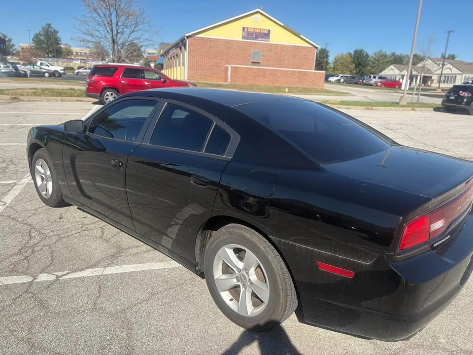 2014 Dodge Charger 7th Gen - Image 2 of 7