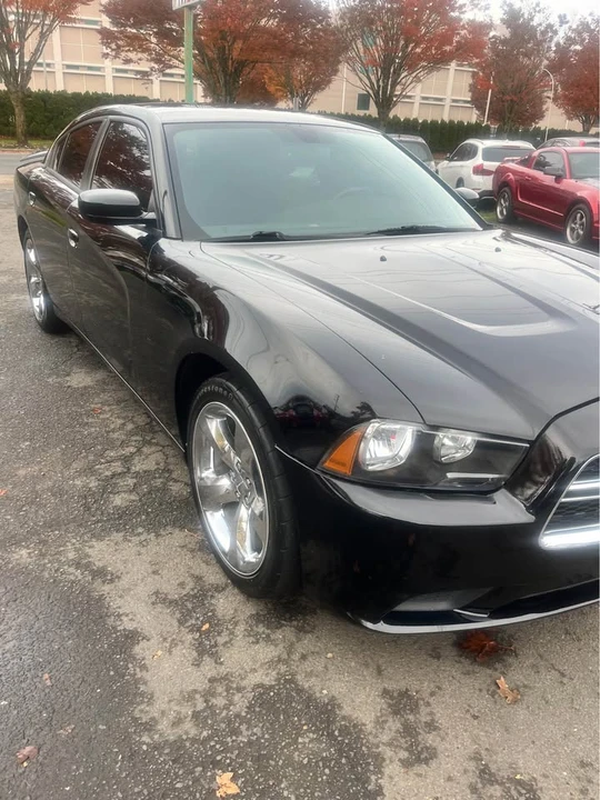 2014 Dodge Charger 7th Gen - Image 2 of 9