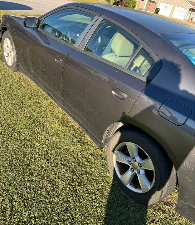 2014 Dodge Charger 7th Gen - Image 3 of 8