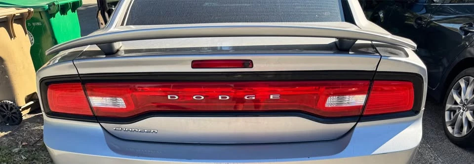 2014 Dodge Charger 7th Gen - Image 2 of 10