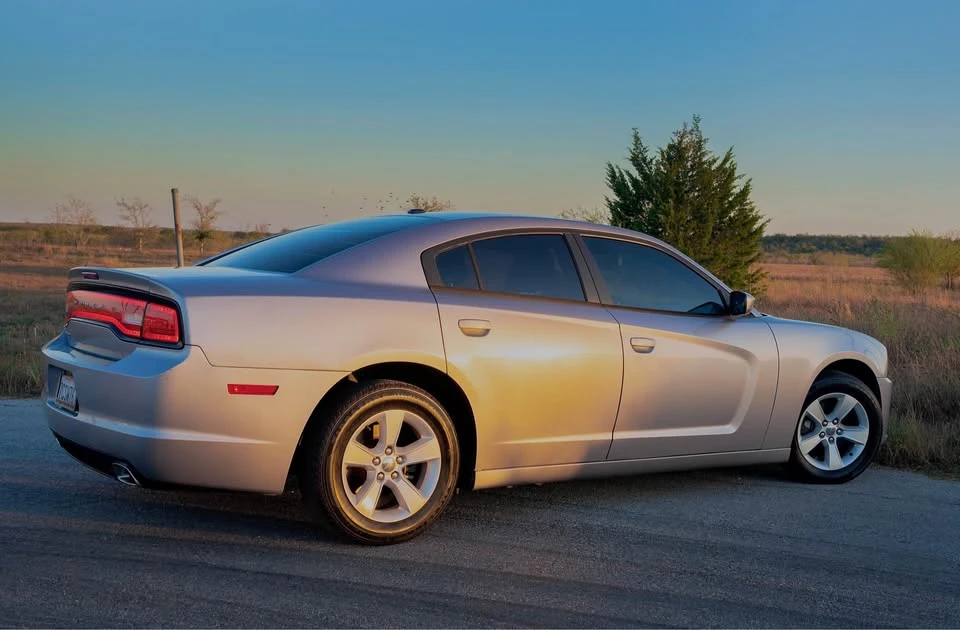 2014 Dodge Charger 7th Gen - Image 5 of 9
