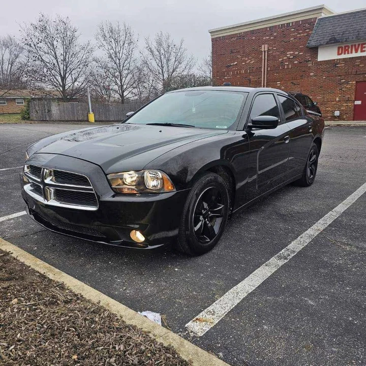 2014 Dodge Charger 7th Gen - Image 2 of 15
