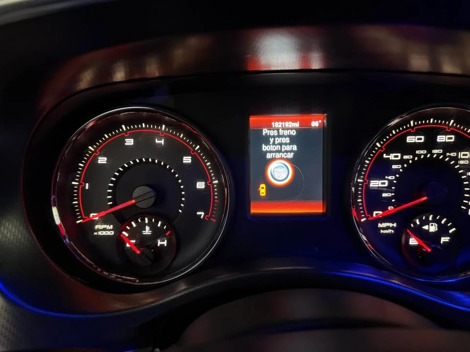 2014 Dodge Charger 7th Gen - Image 6 of 7
