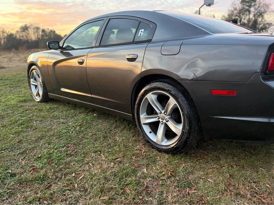 2014 Dodge Charger 7th Gen - Image 3 of 7