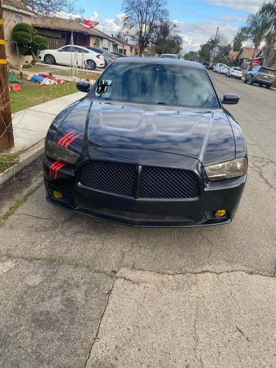 2014 Dodge Charger 7th Gen - Image 2 of 5