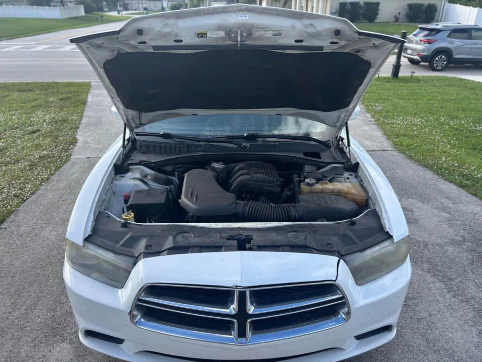 2014 Dodge Charger 7th Gen - Image 8 of 10