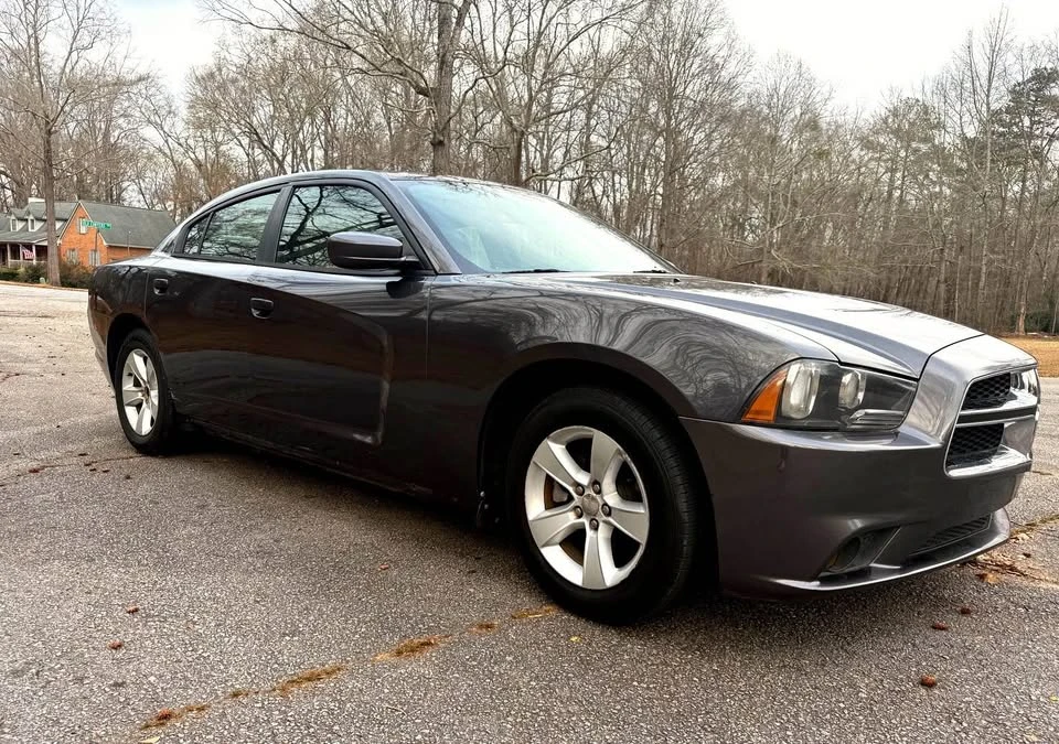 2014 Dodge Charger 7th Gen - Image 2 of 15