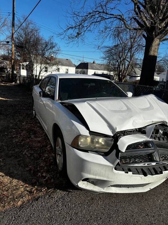 2014 Dodge Charger 7th Gen - Image 2 of 3