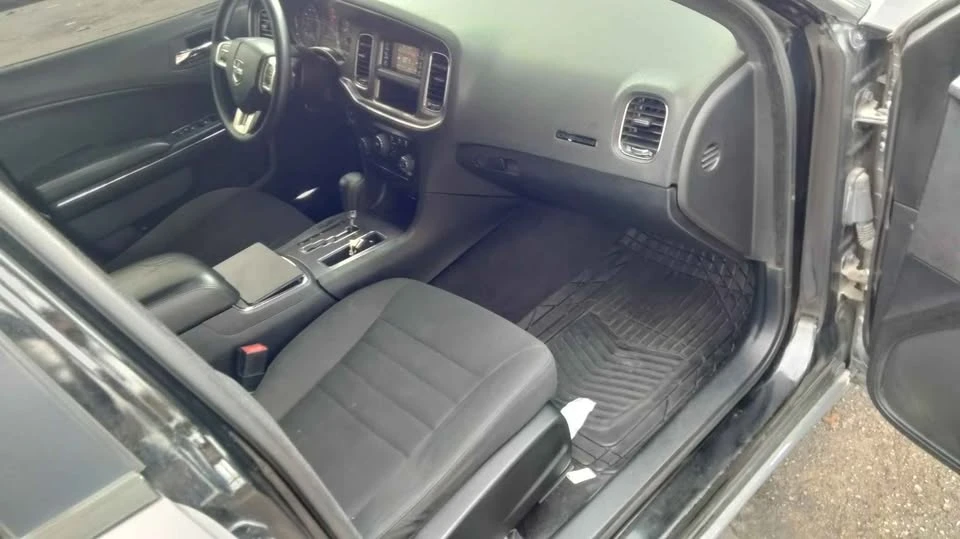 2014 Dodge Charger 7th Gen - Image 9 of 14
