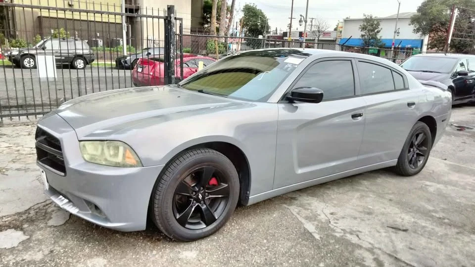 2014 Dodge Charger 7th Gen - Image 4 of 14