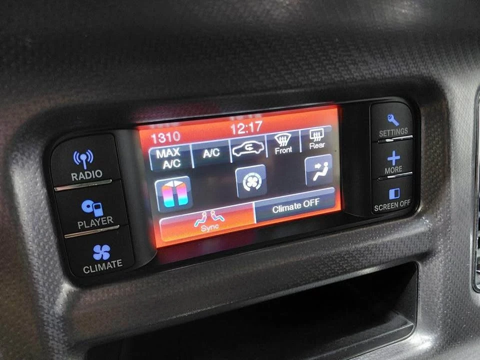 2014 Dodge Charger 7th Gen - Image 12 of 19