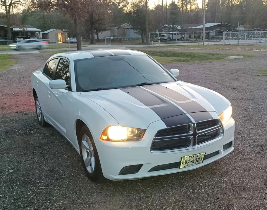 2014 Dodge Charger 7th Gen - Image 6 of 13