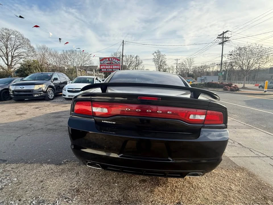 2014 Dodge Charger 7th Gen - Image 6 of 11