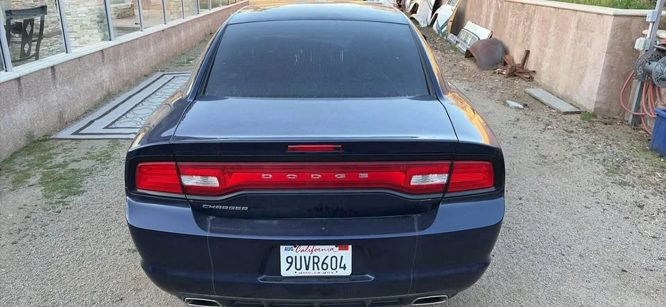 2014 Dodge Charger 7th Gen - Image 4 of 7